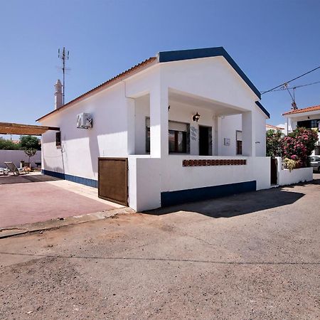 ヴィーラ・ノーヴァ・デ・カセラ Casa Maria Beatrizヴィラ エクステリア 写真
